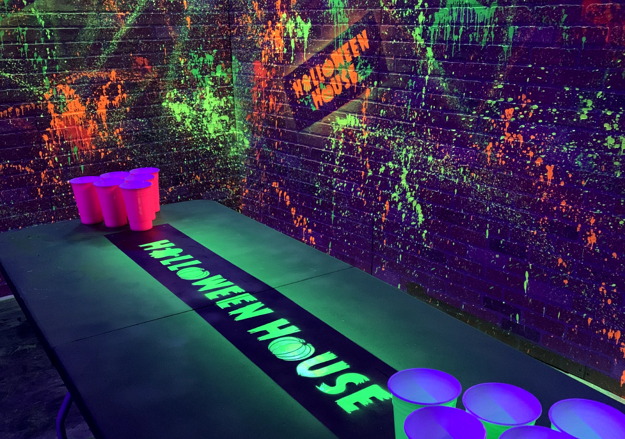 Halloween House Glow Room